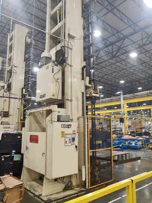 USED 2004 OAK CSE-M590-950