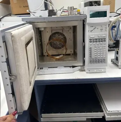 Used Agilent 6890N G1530N Gas Chromatograph  with Miscellaneous Laboratory Equipment California US | CAL-L Enterprises #1459229