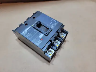 USED SQUARE D QDL32225
