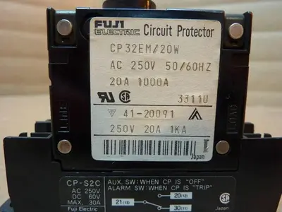 USED FUJI ELECTRIC CP32EM/20W