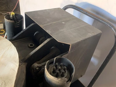 GE FK255-250 Oil Circuit Breaker 600A, 15KV, EO/DO, 110VDC Trip
