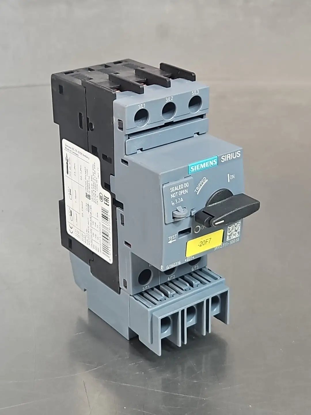 USED Siemens 3RV2711-1DD10 Motor Protector Circuit Breaker.