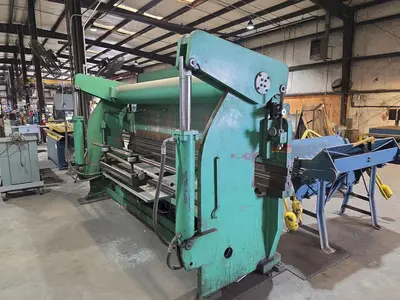 USED ACCURPRESS 713012
