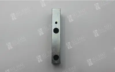 Hinge Lower Half 135 & Prior - RV40666800