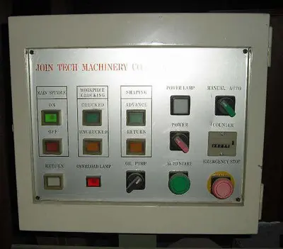 JOIN-TECH WSC-1000 SQUARE CUTTING/PROFILE SHAPING MACHINE