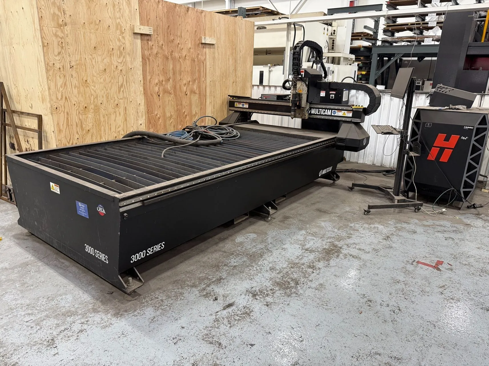 USED 2022 MULTICAM 3000 HYDEFINITION