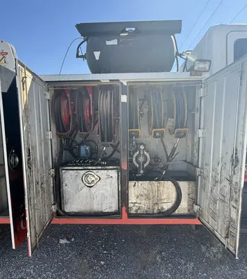 Used 2005 HINO 268 Fuel & Lube Trucks Texas US | Proxy Equipment #1385231