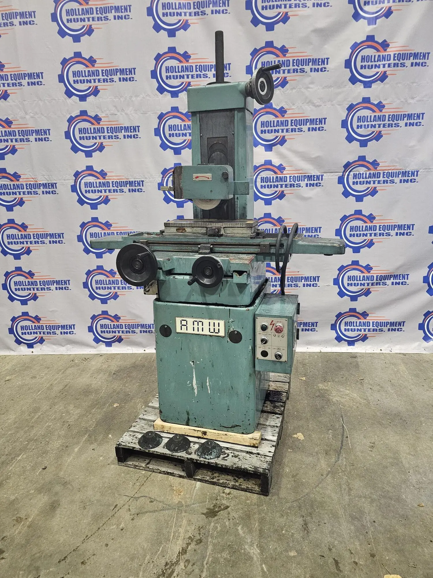 USED 1986 AMW GS-618M