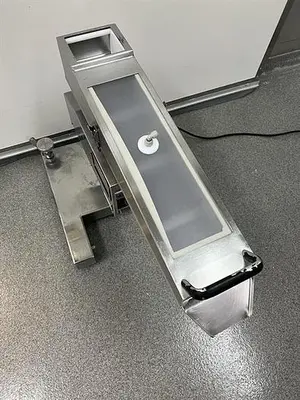 DT Industries Stokes model 623-1 stainless steel vibratory tablet deduster