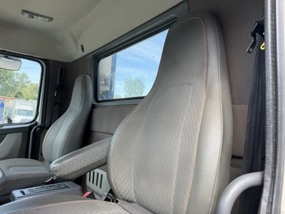 Used 2020 VOLVO VNL Conventional trucks Indiana US | Miedema Asset Management Group #1414624
