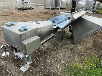USED STAINLESS STEEL FABRICATION COMPANY 700
