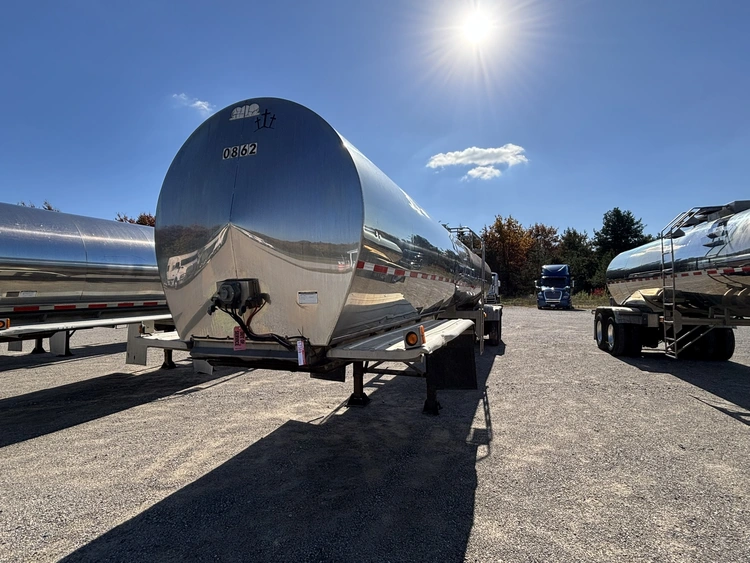 Used 2006 ST&E MILK TANKER TRAILER Tanker Trailers Michigan US | Miedema Asset Management Group #1709544