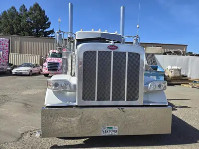 USED 2020 PETERBILT 389
