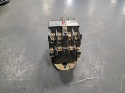 USED ALLEN-BRADLEY 700-N