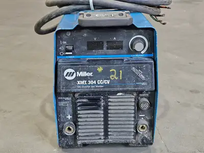 Used MILLER XMT 304 CC/CV Mig Welders British Columbia CA | Lenmark #1486871