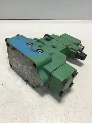 USED VICKERS DG5SH833CMWB50S355