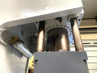 USED LVD 500 TON
