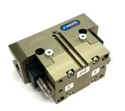 Used SCHUNK Universal Pneumatic Gripper 2-Jaw 8mm Stroke 371401 Pneumatic Cylinders Michigan US | Maverick Industrial Sales #1410880
