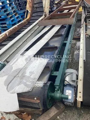 USED UNKNOWN MANUFACTURER: NEW 30 INCH CLEATED INFEED