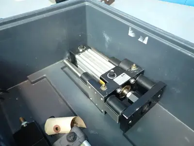 Parker, Festo  Hydraulic Cylinders