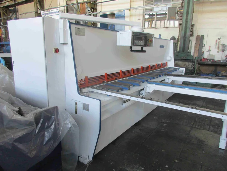 Used 1993 _UNKNOWN_ HST-E 40/60 Power Squaring Shears (Inch) GB | Zebra Worldwide Machinery #1146316
