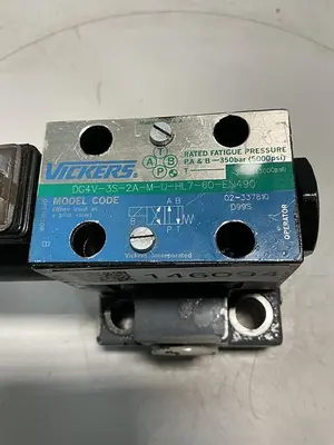 USED VICKERS DG4V-3S-2A-M-U-HL7-60-EN490