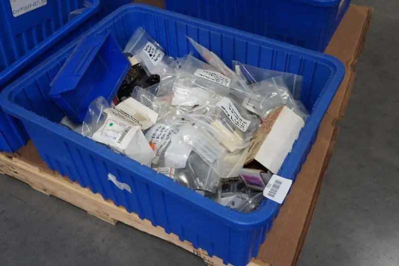 Large Assortment of Cutting Consumables