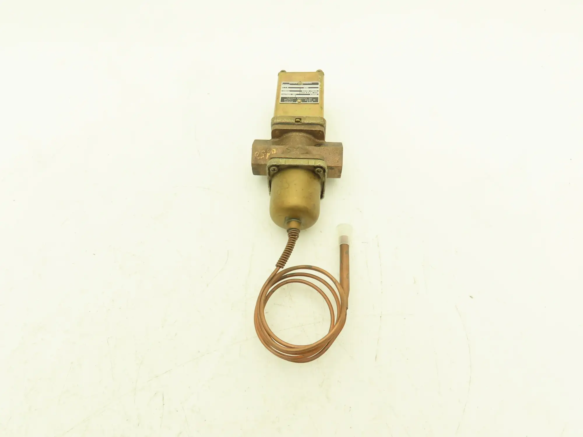 Johnson Controls V46BA-2 Water Valve 3/8" NPT 150 PSI Max Set 105# Range 70-260#