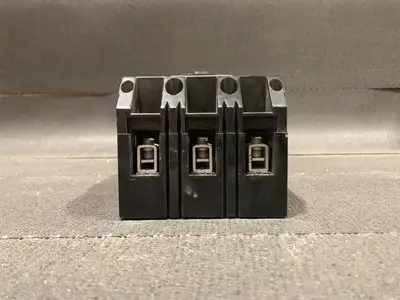 Used ITE ET3100 Switchgears British Columbia CA | Lenmark #244262