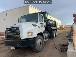 USED 2019 Freightliner 114SD