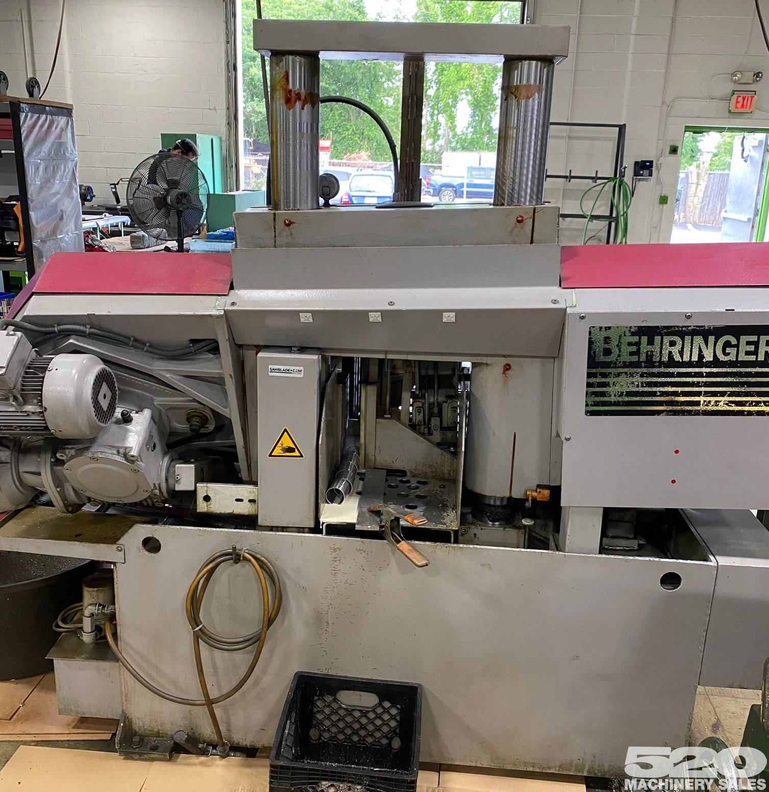2000 Behringer HBP 303A Horizontal Band Saw