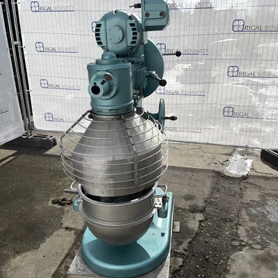 60L Hobart Planetary S/S Bowl Mixer Type SE600
