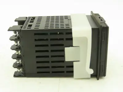 Omron E5CN-C2TD PLC Temperature Controller Module 24V Panel Mount