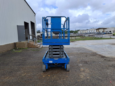 USED 2017 Genie GS-3246