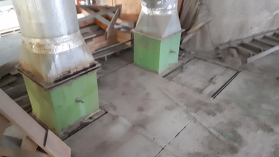 Fezer Wood Veneer Screen Dryer, Infeed and Outfeed