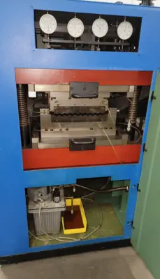 2000 LORENZ TRM 30/320.21-SW Leveller / Roller | Universal Press & Machinery (UPM) (7)