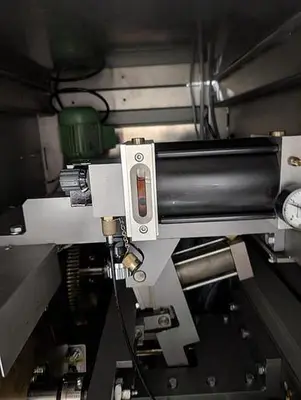 Klockner model LA-500 vertical strip packager