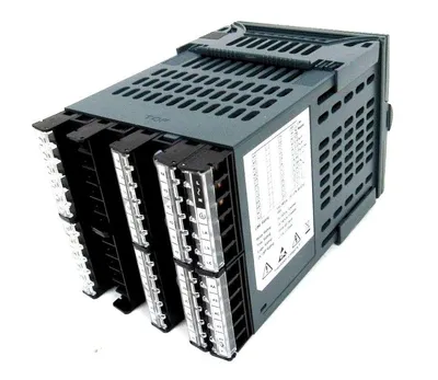 NEW EUROTHERM 2404/CC/VH/H7/XX/XX/DB TEMPERATURE CONTROL 2404CCVHH7XXXXDB