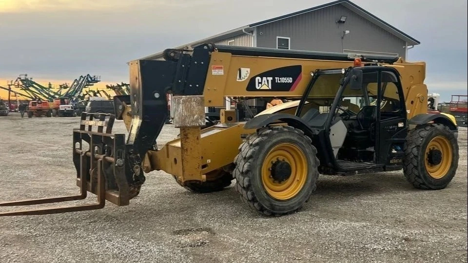 USED 2020 Caterpillar TL1055D
