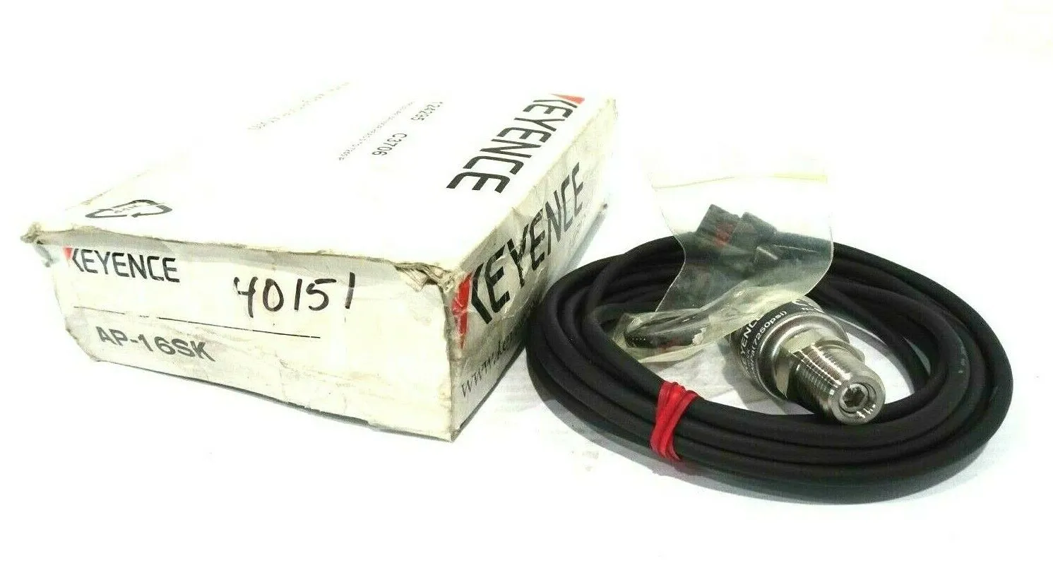 NEW KEYENCE AP-16SK PRESSURE SENSOR HEAD AP16SK
