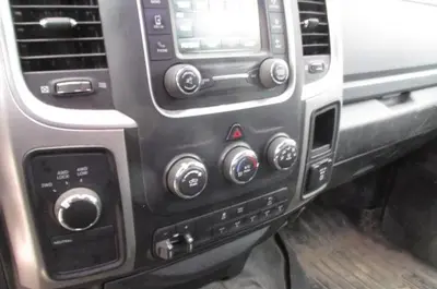 Used 2018 RAM 2500 Pickup Trucks Manitoba CA | Conquest Truck & Auto Sales #1421335