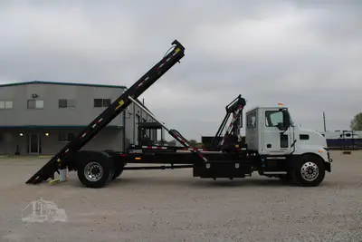New | in-Stock 2027 MACK MD7 Rolloff Trucks Texas US | Roll Off Truck World #1491912