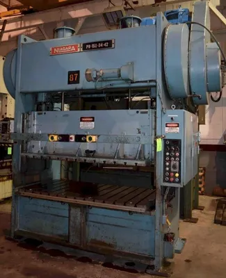 1987 NIAGARA PN-150-84-42 PRESSES, STRAIGHT SIDE, DOUBLE CRANK | GCH Machinery (2)