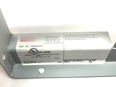 USED HOFFMAN NVENT REDUCER PLATE PAINTED WHITE 6" X 6" TO 4" X 4"