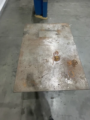 3′ x 4′ x 8″ thick metal table