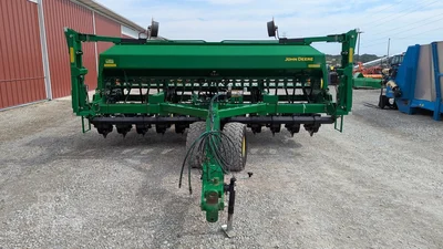 USED 2018 JOHN DEERE 1590