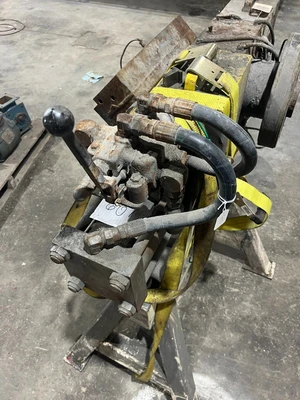 4.5" Extruder Hydraulic Screen Changer with Strand Die