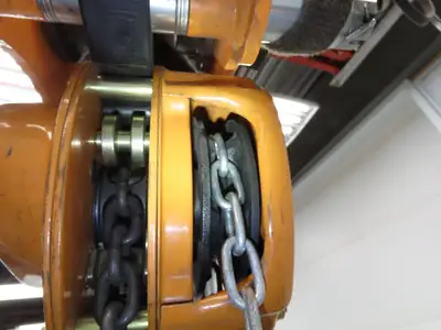 Vestil LOW-2P 1 Ton 2000Lb Chain Fall Hoist 9.8' Lift Push Trolley Low Headroom