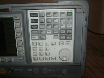 USED AGILENT E4402B