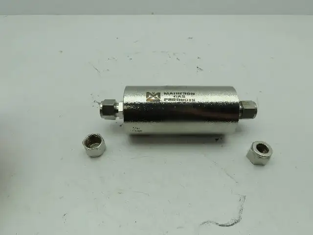 Matheson 6134-T8FF Stainless Gas Depth Filter 1/2"x 1/2"